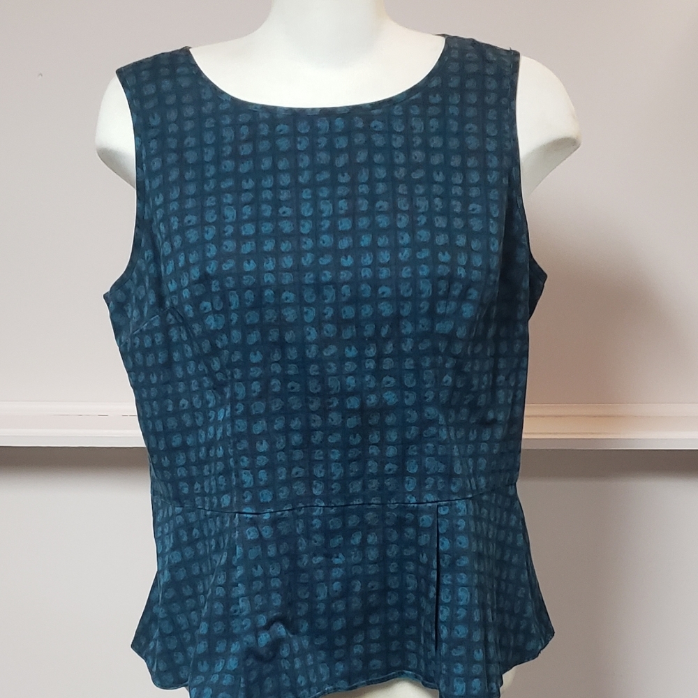 Smart Set peplum sleeveless shirt, size Large, Turquoise and navy blue